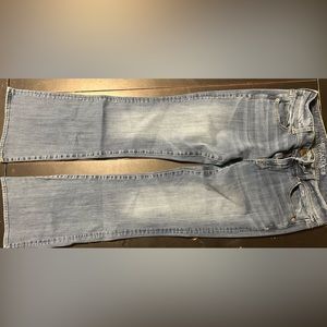 SOLD!! Size 10 Regular. American Eagle kick boot jeans.